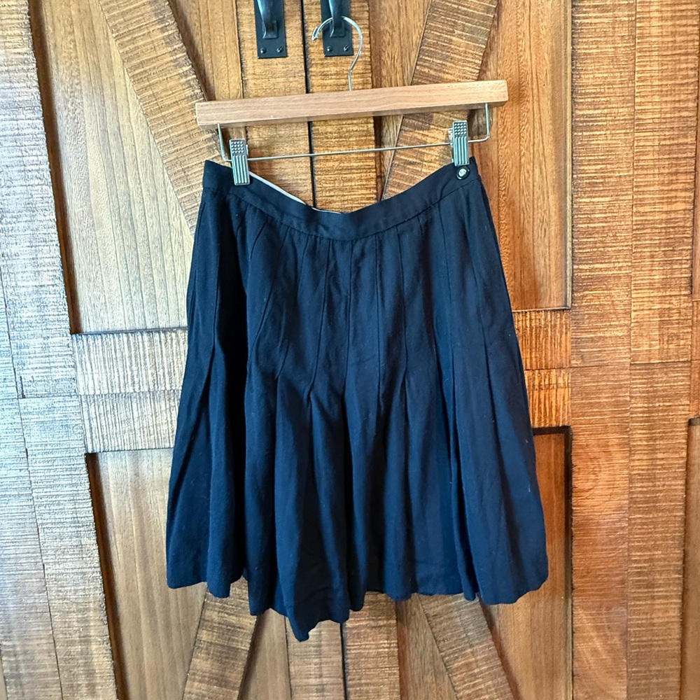 Anne Klein vintage A line black pleated wool mini skirt